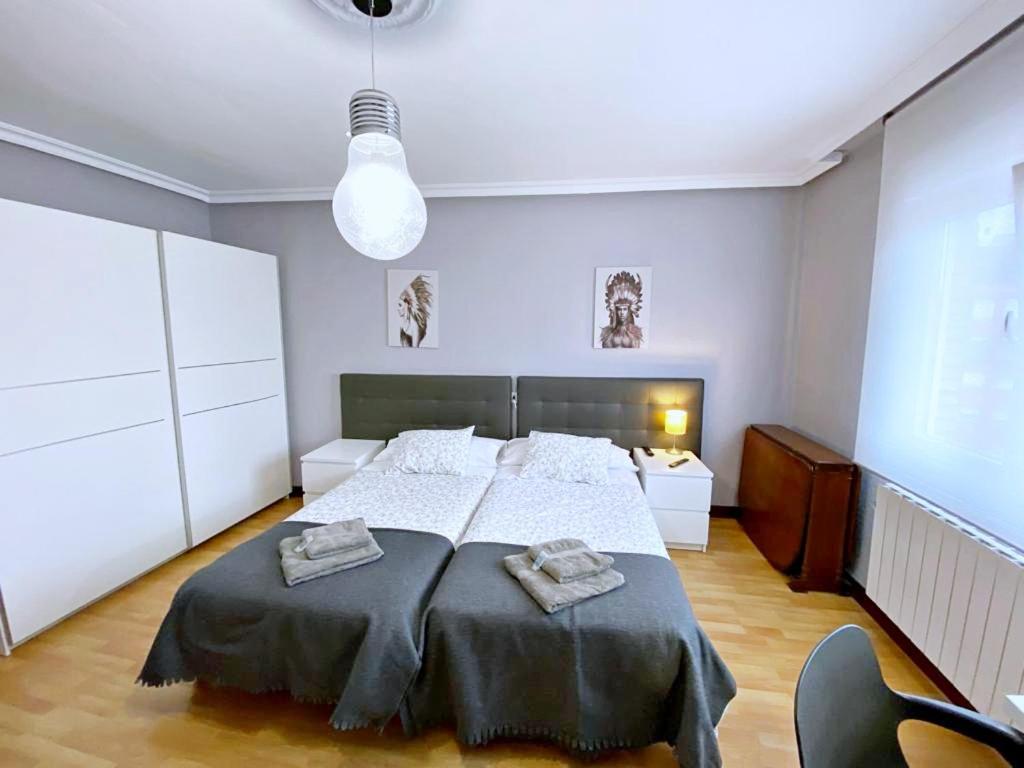 Apartamentos Milan 1 Wifi Y Parking Gratuito Οβιέδο Εξωτερικό φωτογραφία